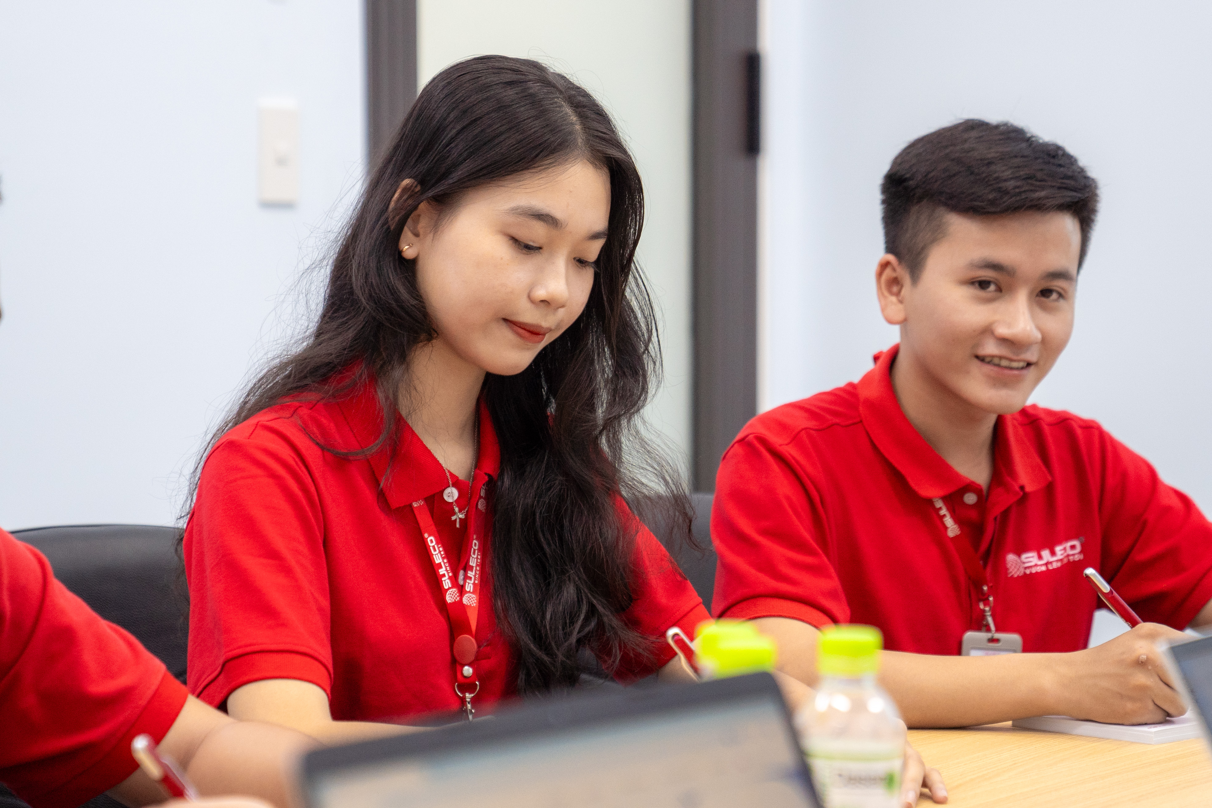 Công nhân Việt Nam tại nhà máy Nhật Bản